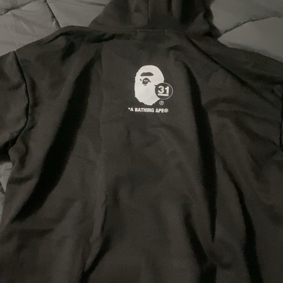 A Bathing Ape Limited Edition 31st Anniversary Hoodie Brand New Size Medium - Picture 3 of 4
